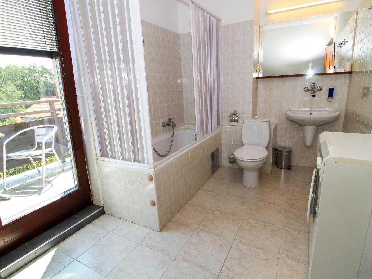 Apartament Hodkovicky By Interhome Praga